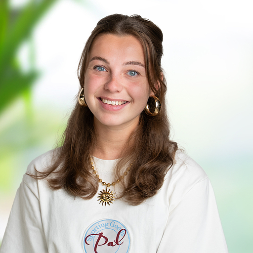 Profile photo for Debbie Kusters