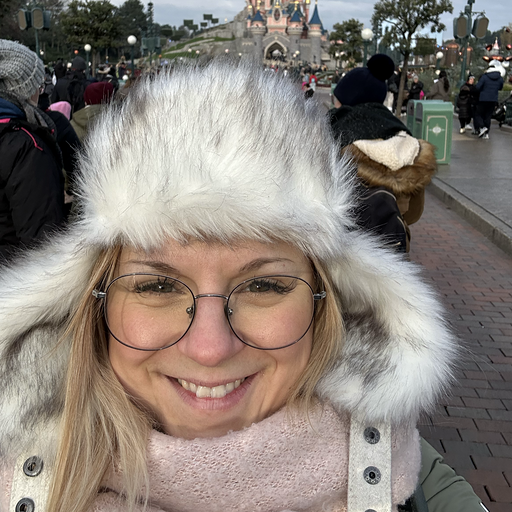 Profile photo for Marie